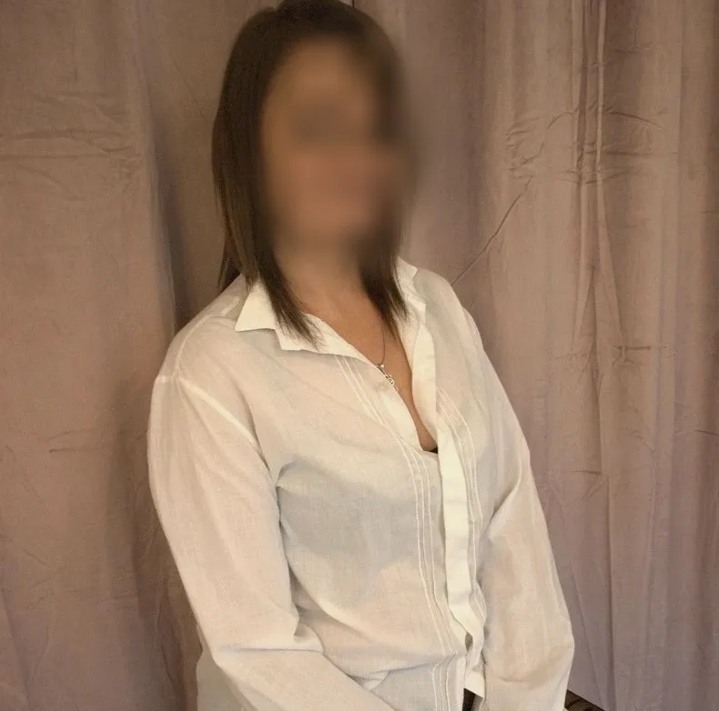 Emma, 38