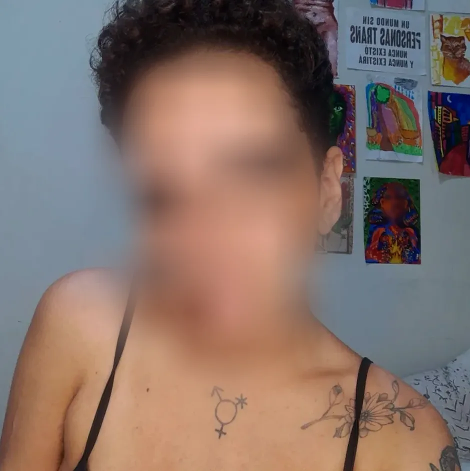 Leyla, 26