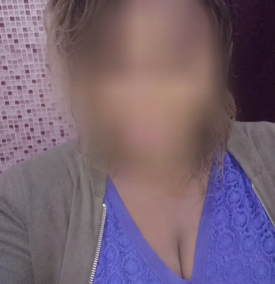 Natalia, 27