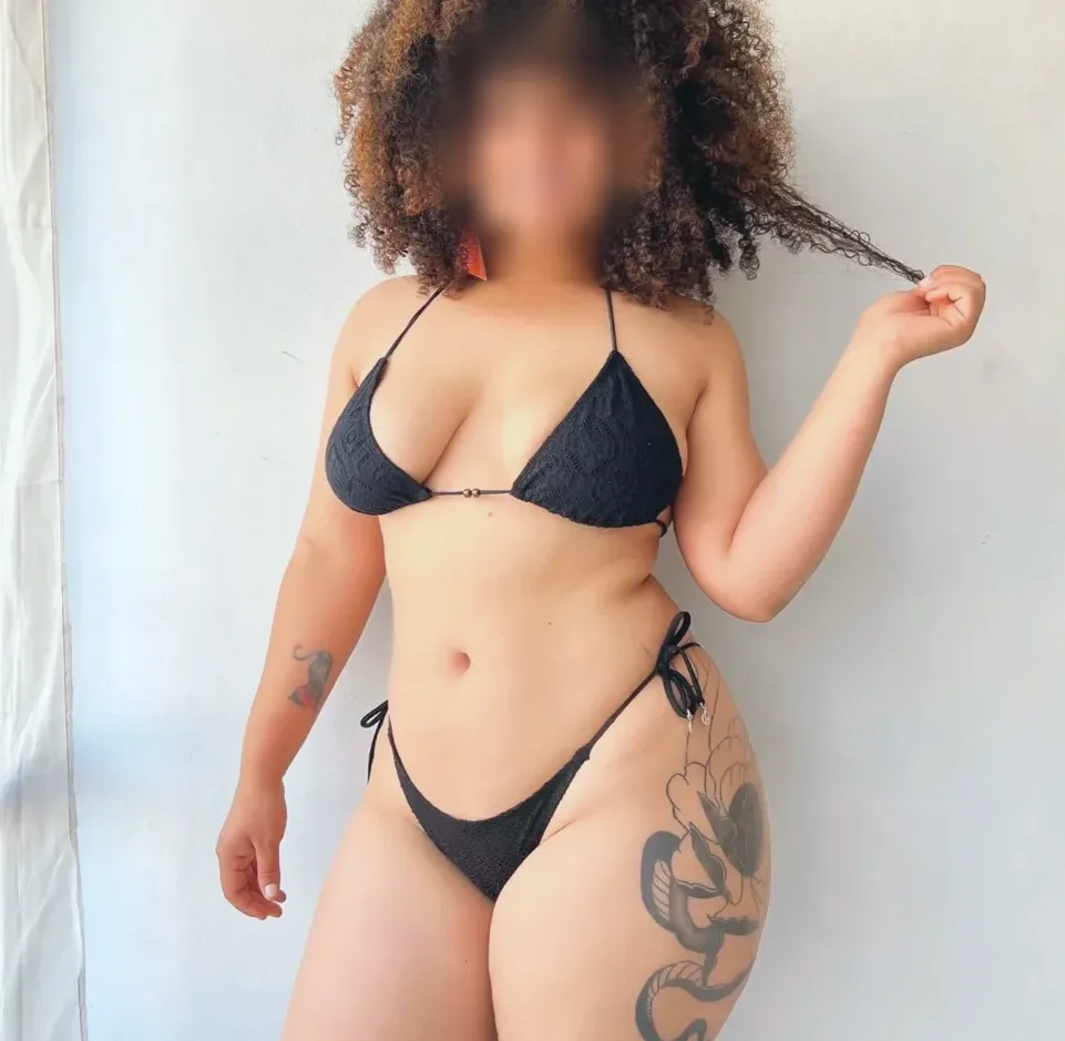 Salma, 30