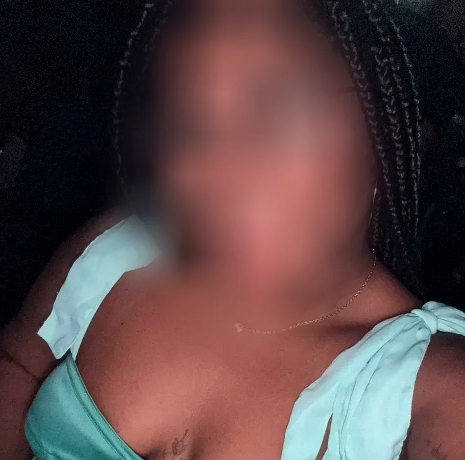 Simran, 29